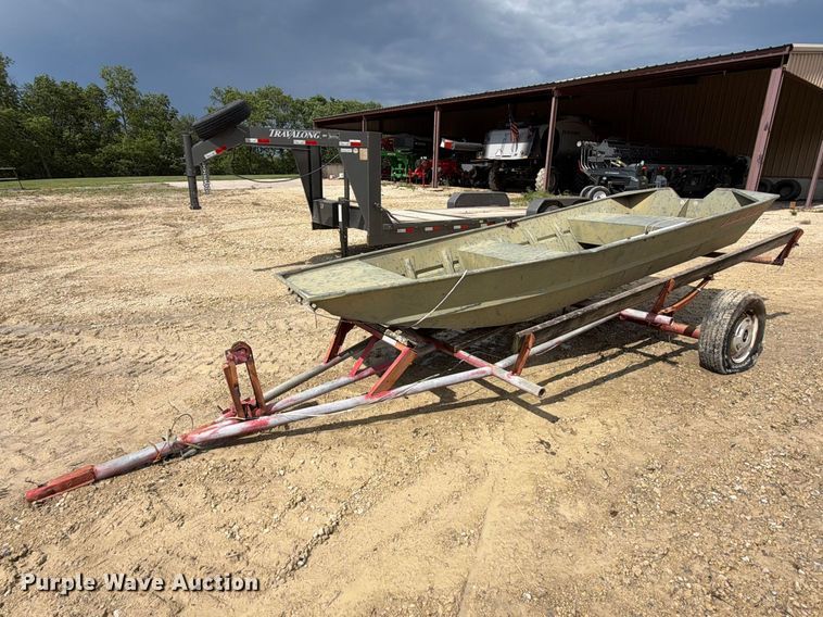 image for item NA9456 Landau 1462F boat