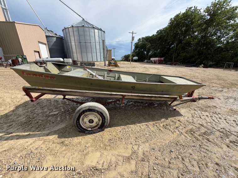 image for item NA9456 Landau 1462F boat