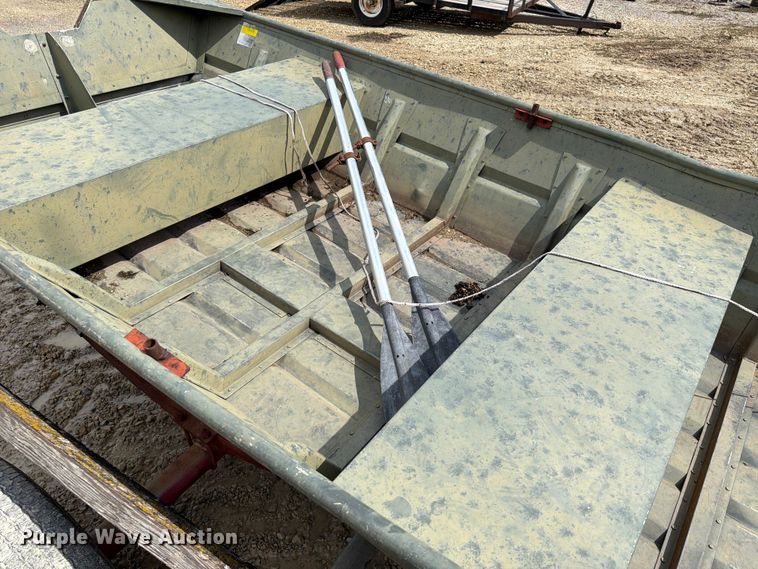 image for item NA9456 Landau 1462F boat
