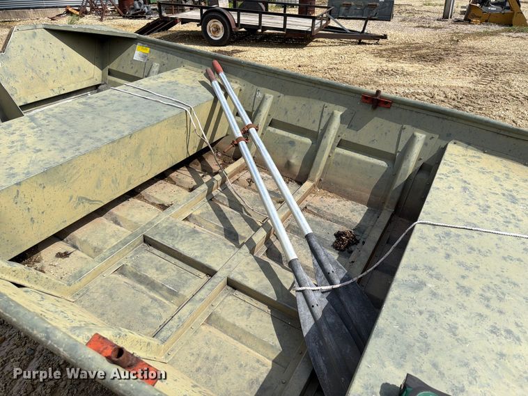 image for item NA9456 Landau 1462F boat