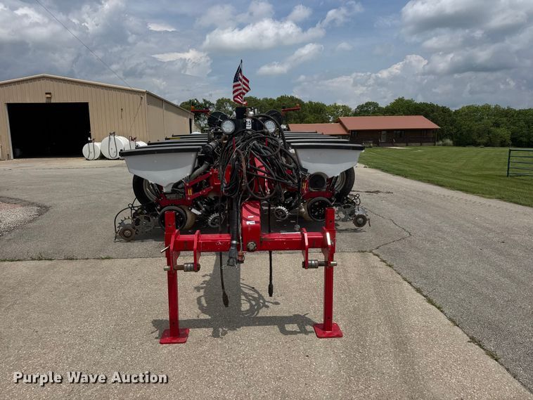 image for item NA9457 AGCO Challenger 9800 no-till planter