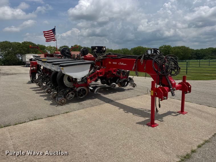 image for item NA9457 AGCO Challenger 9800 no-till planter