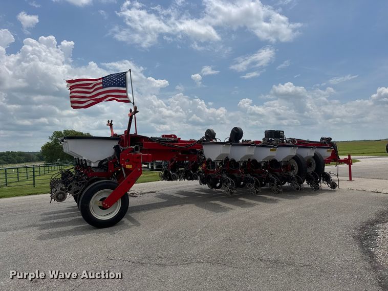 image for item NA9457 AGCO Challenger 9800 no-till planter