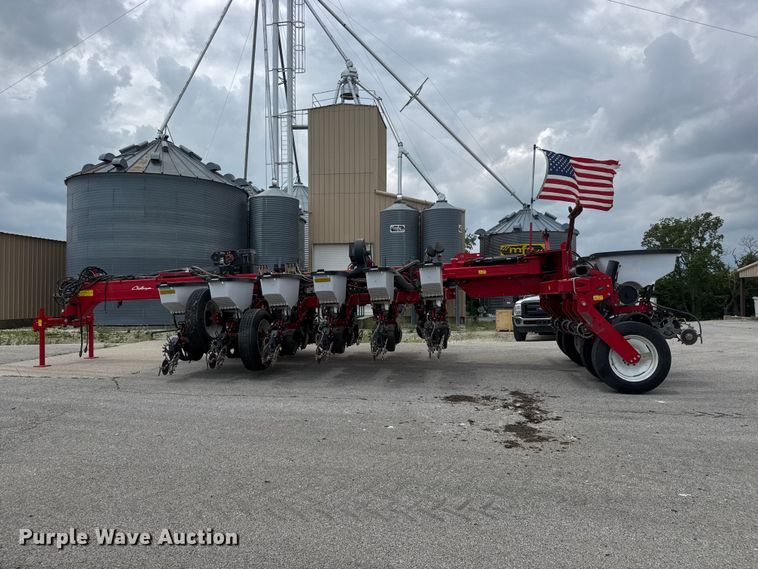 image for item NA9457 AGCO Challenger 9800 no-till planter