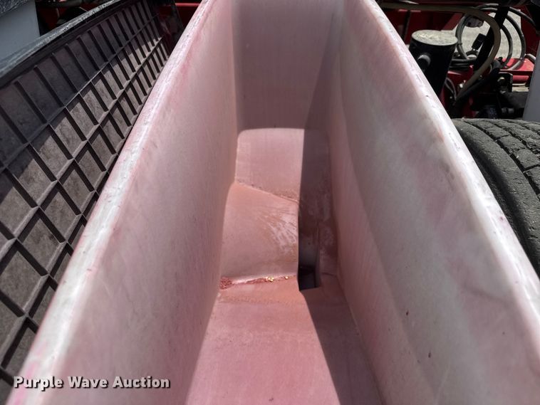 image for item NA9457 AGCO Challenger 9800 no-till planter
