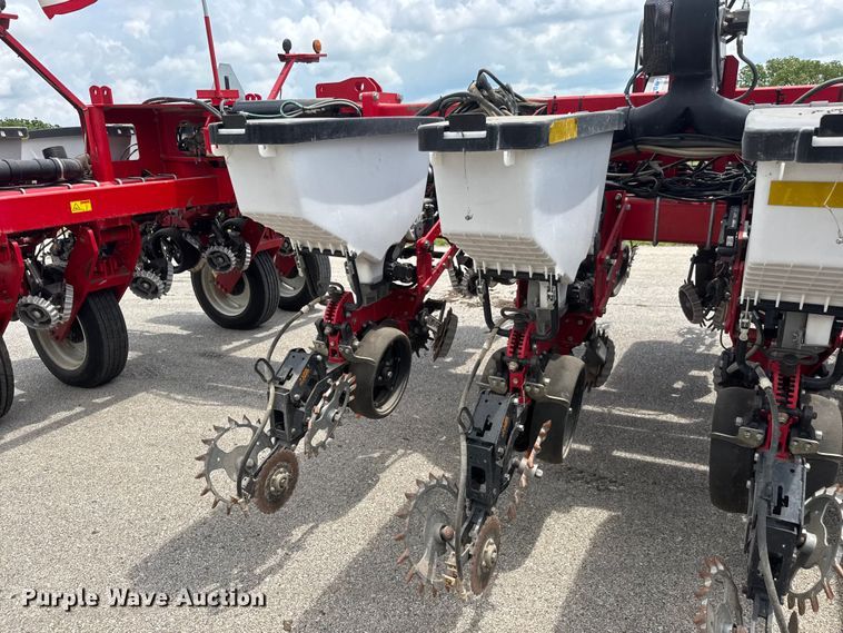 image for item NA9457 AGCO Challenger 9800 no-till planter