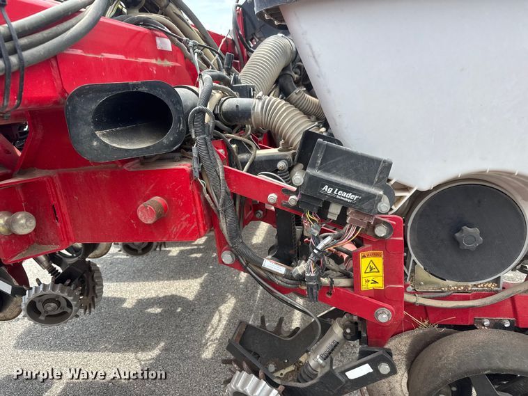 image for item NA9457 AGCO Challenger 9800 no-till planter
