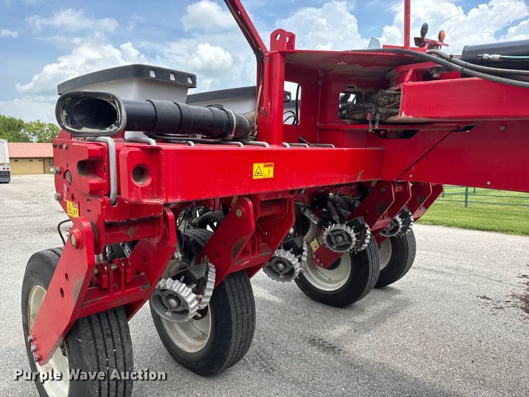 image for item NA9457 AGCO Challenger 9800 no-till planter