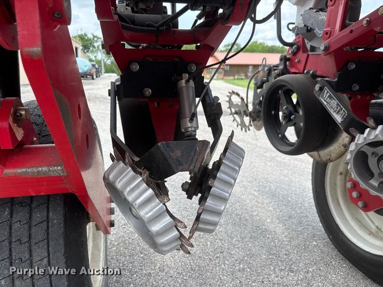 image for item NA9457 AGCO Challenger 9800 no-till planter