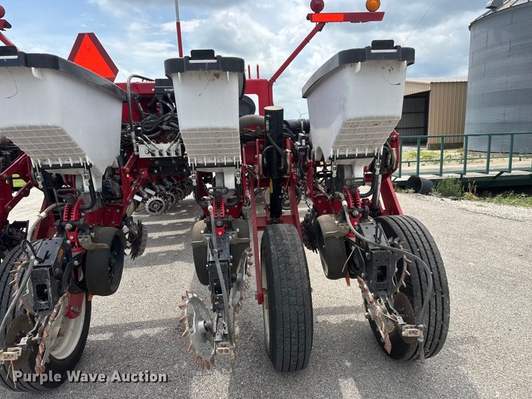 image for item NA9457 AGCO Challenger 9800 no-till planter
