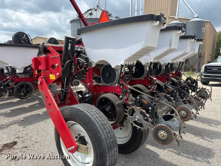 image for item NA9457 AGCO Challenger 9800 no-till planter