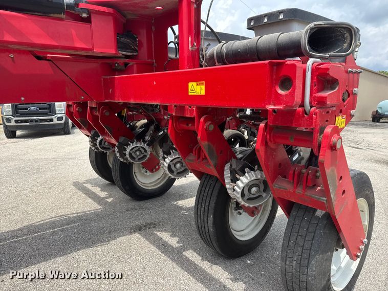 image for item NA9457 AGCO Challenger 9800 no-till planter