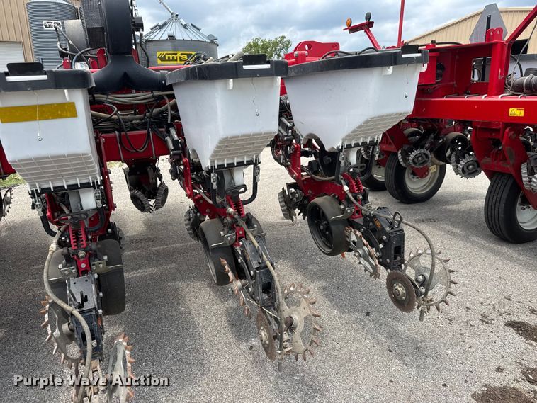 image for item NA9457 AGCO Challenger 9800 no-till planter