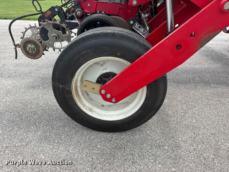 image for item NA9457 AGCO Challenger 9800 no-till planter