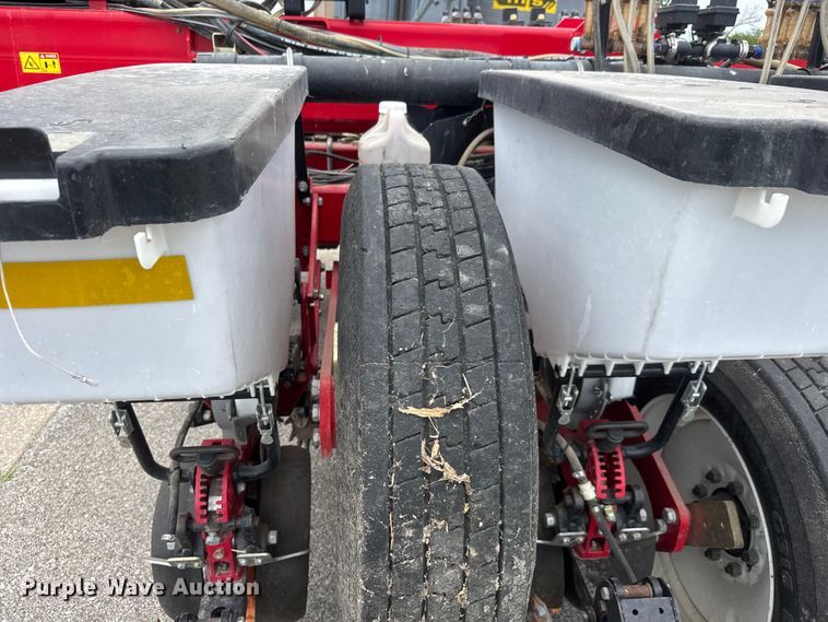 image for item NA9457 AGCO Challenger 9800 no-till planter