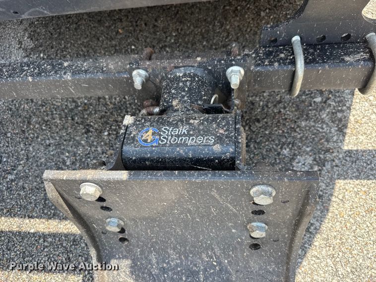 image for item NA9459 Olimac Drago GT 12-30 F corn head