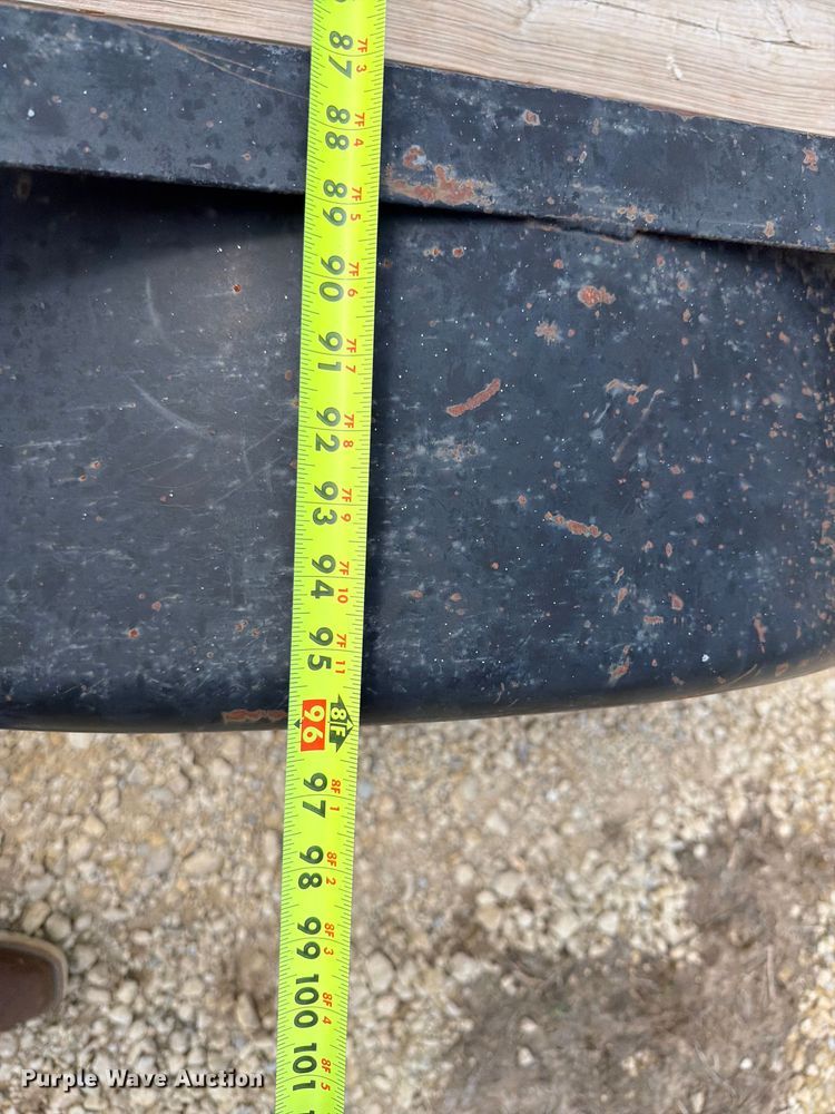 image for item NA9462 Utility trailer