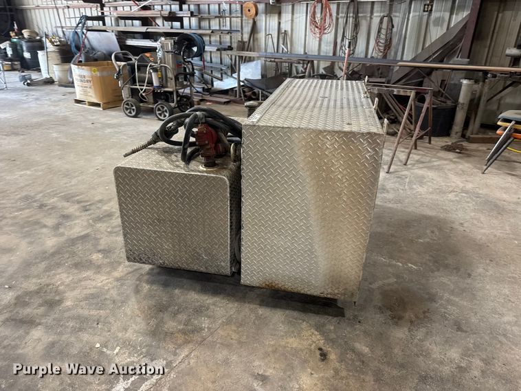 image for item NA9463 (2) fuel tanks