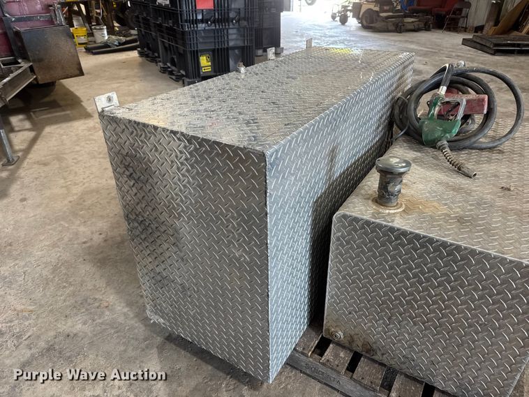 image for item NA9463 (2) fuel tanks