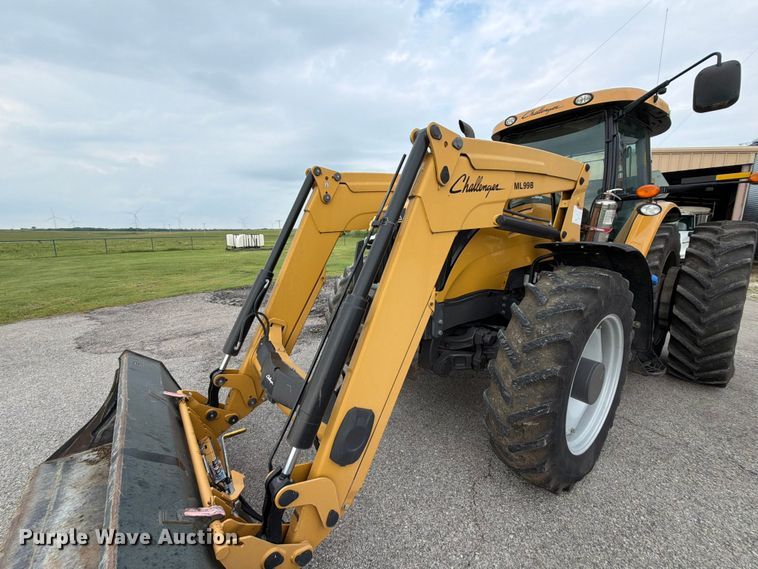 image for item NA9465 2012 Challenger MT585D MFWD tractor