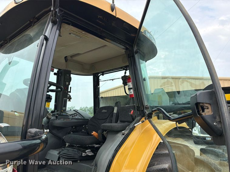image for item NA9465 2012 Challenger MT585D MFWD tractor