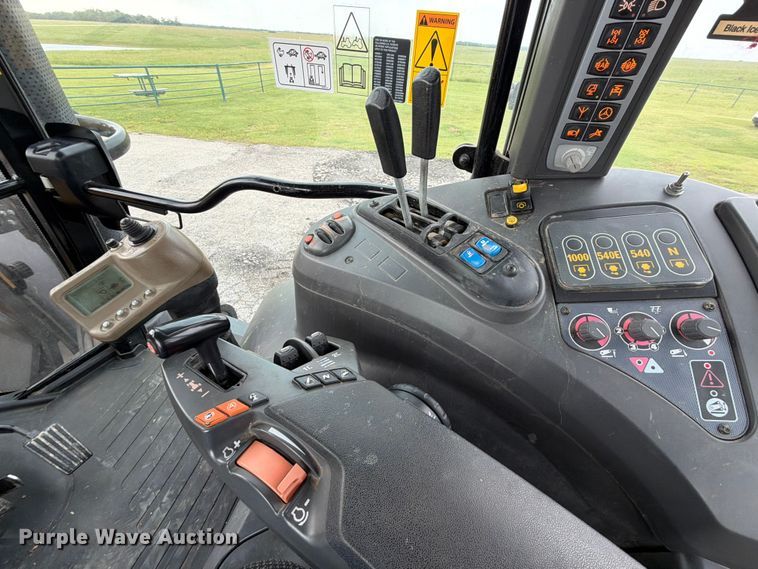 image for item NA9465 2012 Challenger MT585D MFWD tractor
