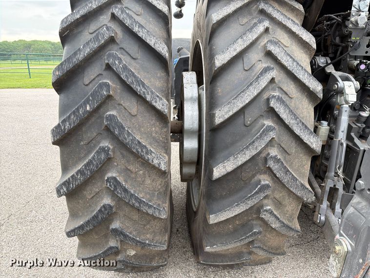 image for item NA9465 2012 Challenger MT585D MFWD tractor