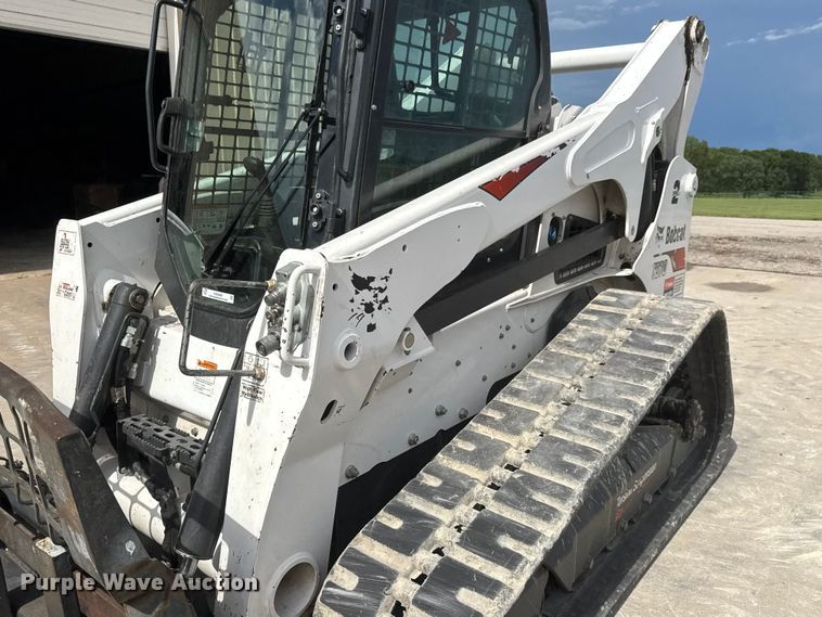image for item NA9466 2021 Bobcat T870 tracked skid steer loader