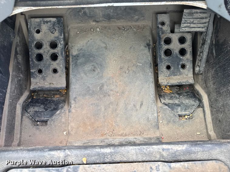 image for item NA9466 2021 Bobcat T870 tracked skid steer loader