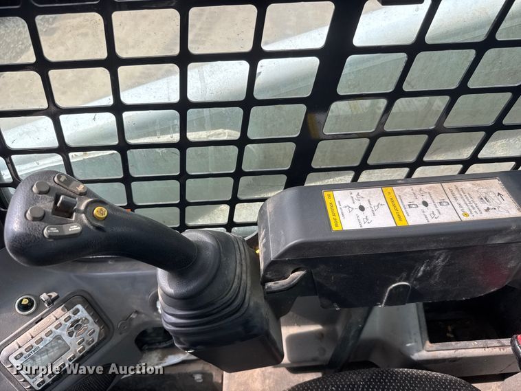 image for item NA9466 2021 Bobcat T870 tracked skid steer loader