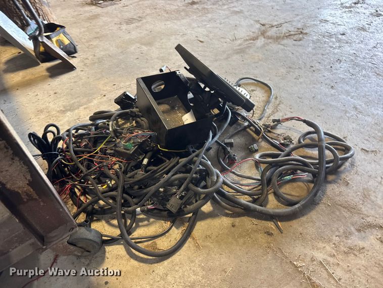 image for item NA9471 Ag Leader GPS system