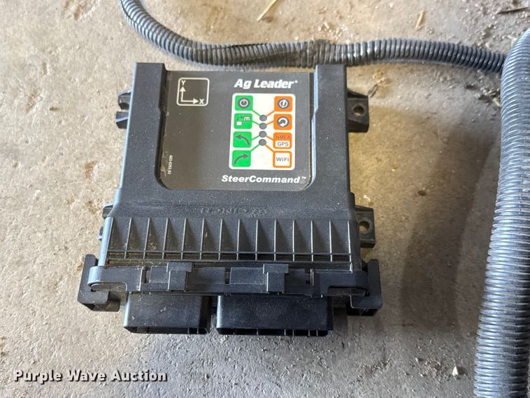 image for item NA9471 Ag Leader GPS system