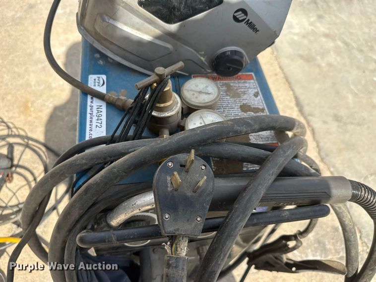 image for item NA9472 Miller Millermatic 250 welder