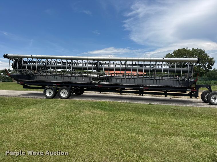 image for item NA9474 AGCO Gleaner 9335 flex draper head