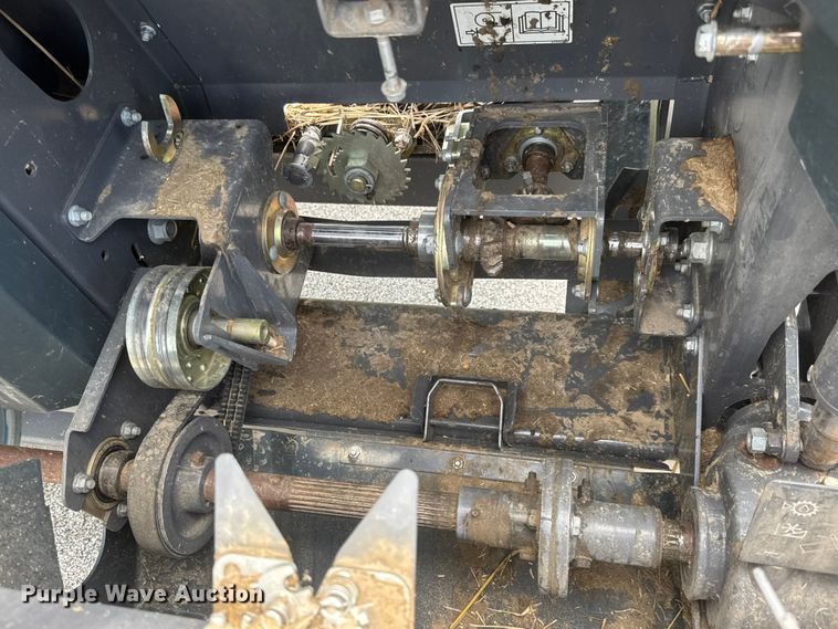 image for item NA9474 AGCO Gleaner 9335 flex draper head