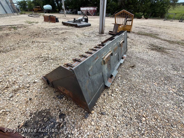 image for item NA9476 Bobcat 86 Severe Duty skid steer bucket