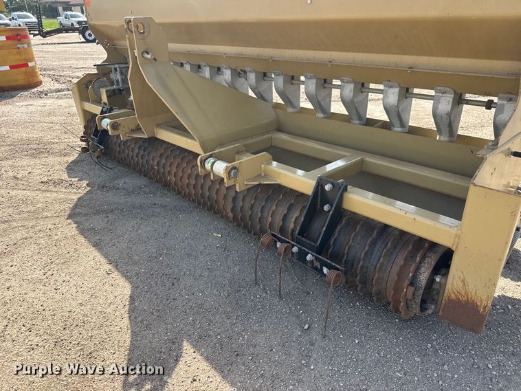 image for item NJ9183 2006 Land Pride PSN2096 seeder