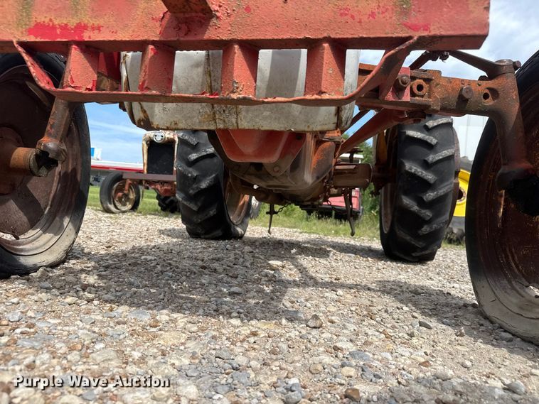 image for item NJ9209 Ford 8N tractor