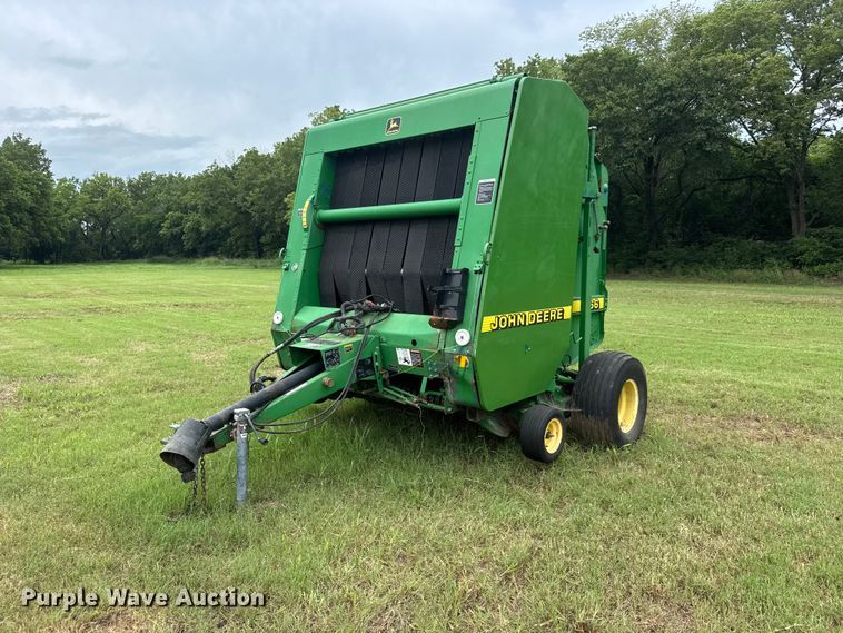 image for item NJ9211 John Deere 566-5x6 round baler