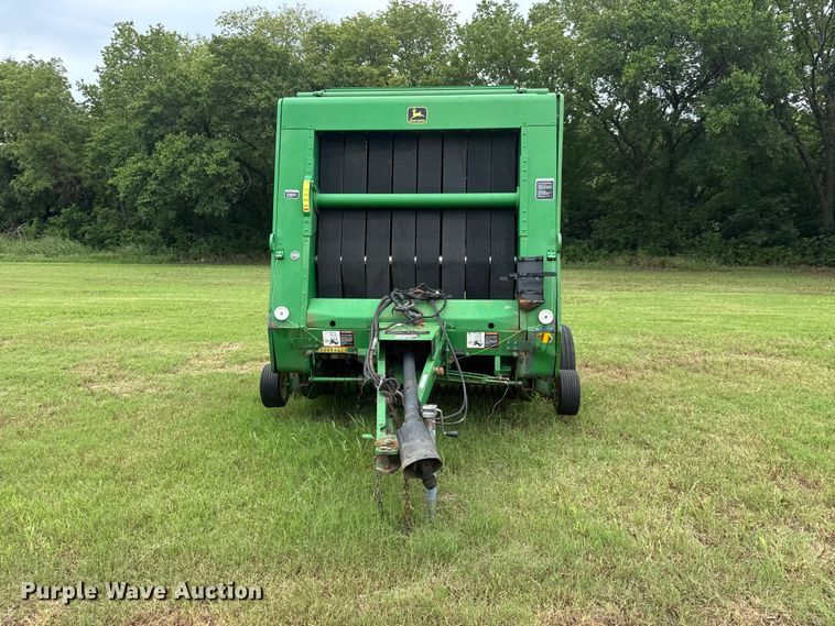 image for item NJ9211 John Deere 566-5x6 round baler