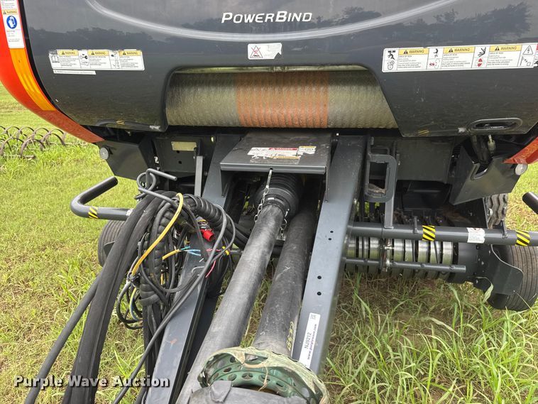 image for item NJ9212 2019 Kubota BV4180 round baler