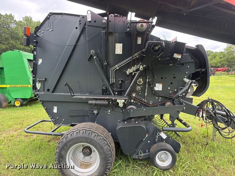 image for item NJ9212 2019 Kubota BV4180 round baler