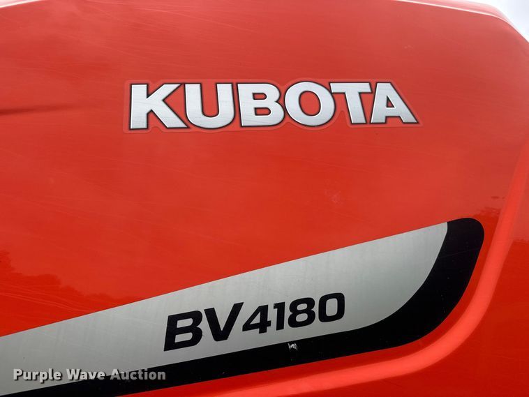 image for item NJ9212 2019 Kubota BV4180 round baler