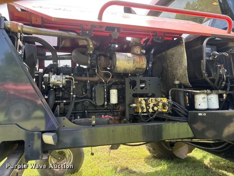 image for item NJ9214 2006 Case IH WDX1902 swather / windrower