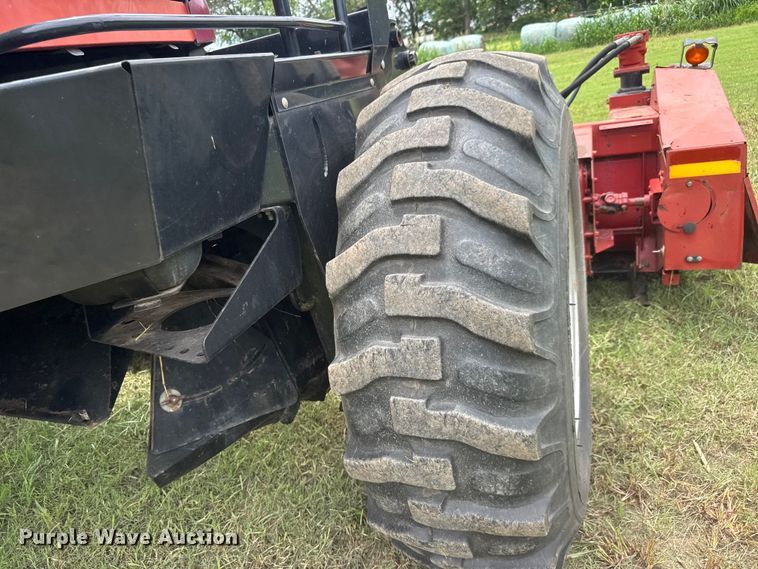 image for item NJ9214 2006 Case IH WDX1902 swather / windrower