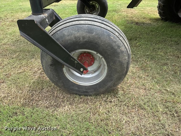 image for item NJ9214 2006 Case IH WDX1902 swather / windrower