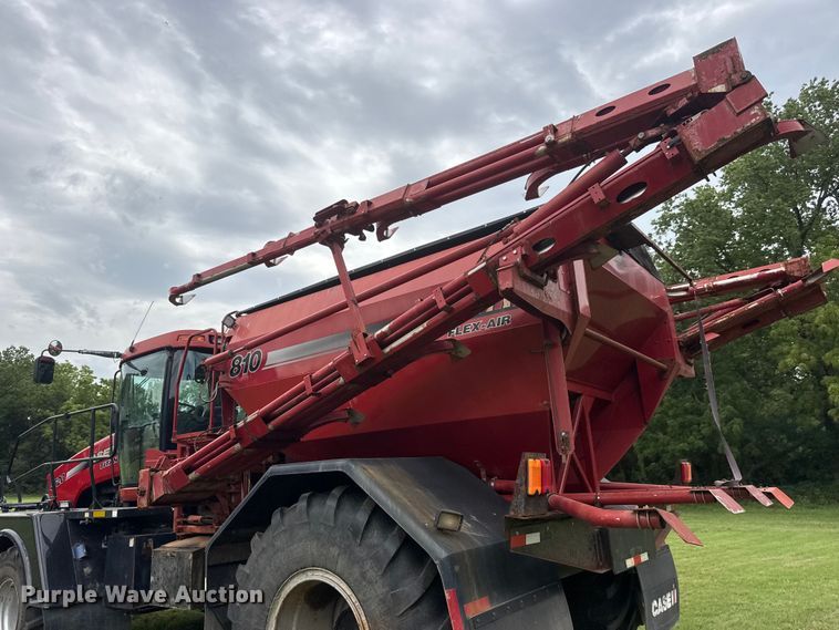 image for item NJ9215 Case IH 4520 Titan spreader