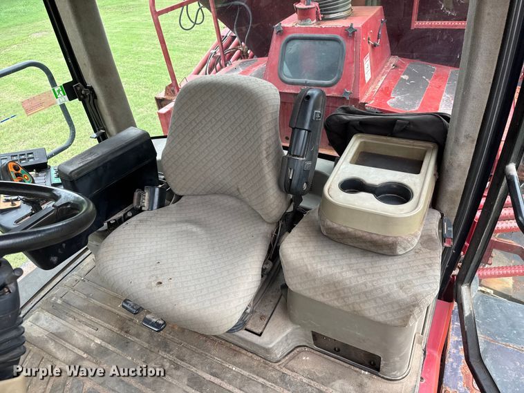 image for item NJ9215 Case IH 4520 Titan spreader