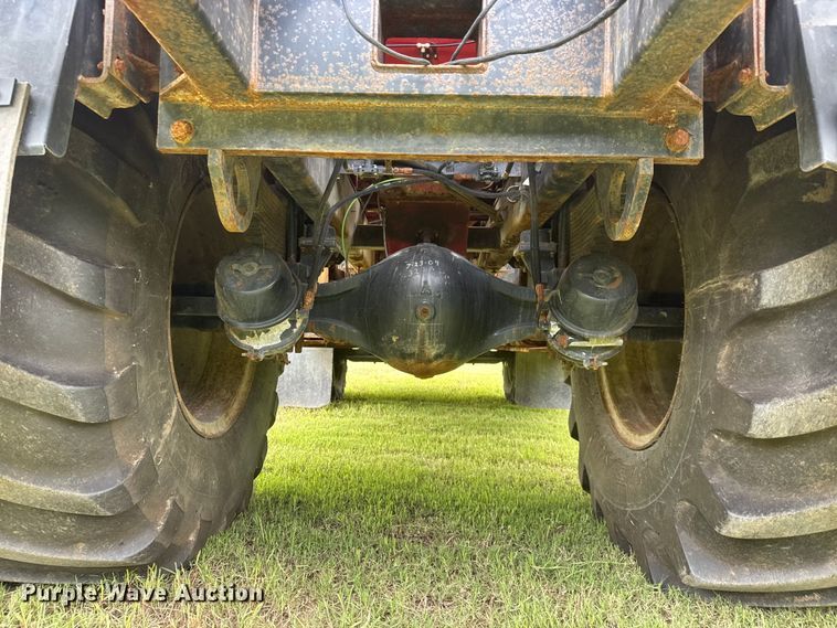 image for item NJ9215 Case IH 4520 Titan spreader