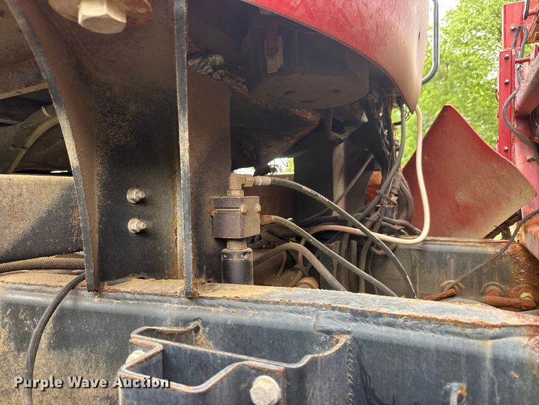 image for item NJ9215 Case IH 4520 Titan spreader
